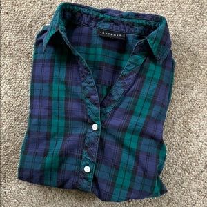 🌻 5 for $25 Fox Croft Blue Green Plaid Button